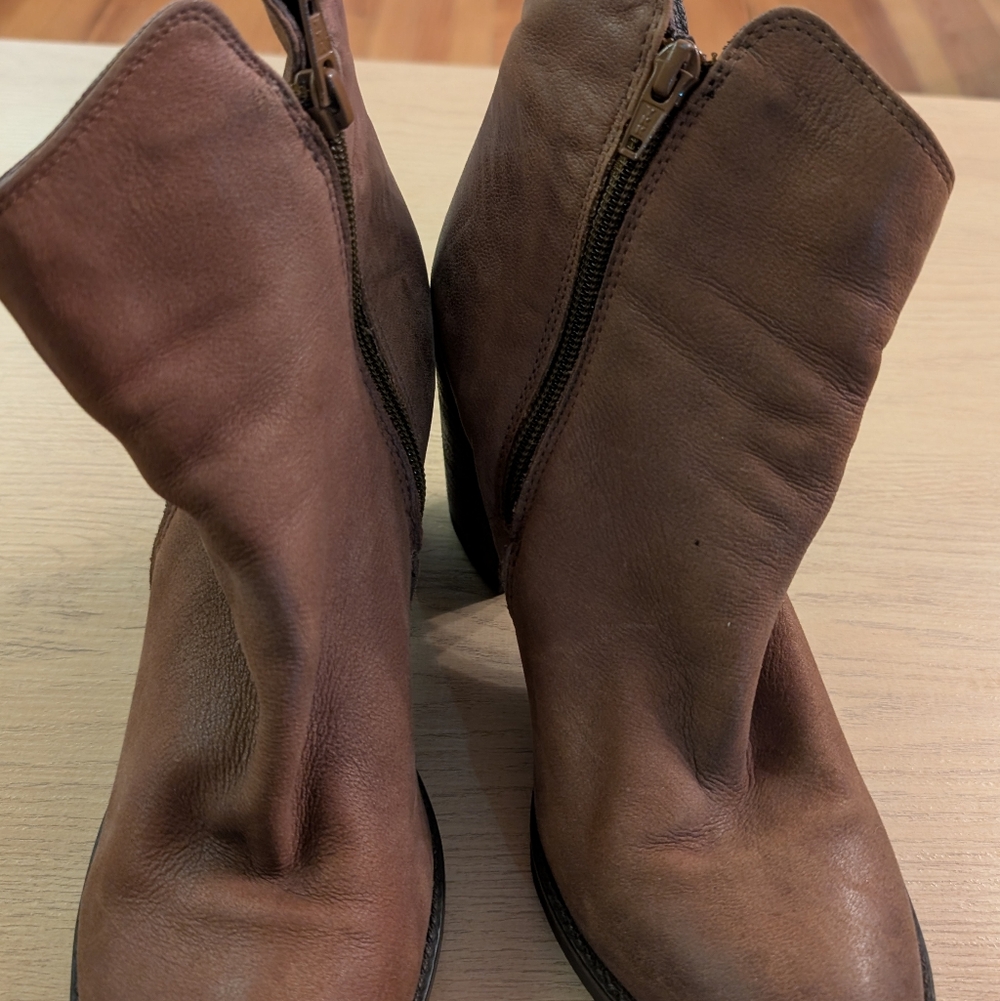 Steve Madden Women's Brown Leather Ankle Boots Size 8
